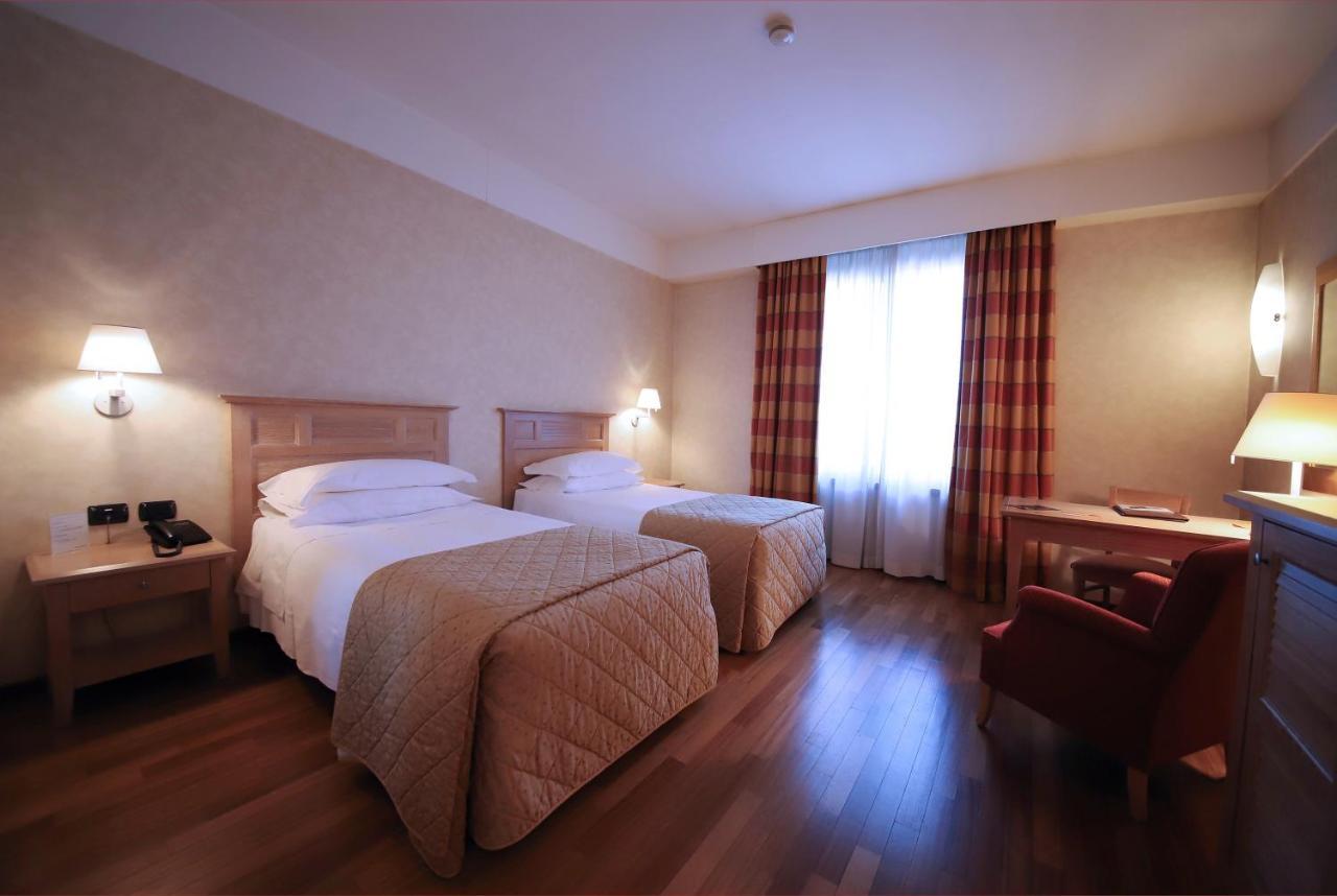 Monica Hotel Fiera Pregnana Milanese Luaran gambar