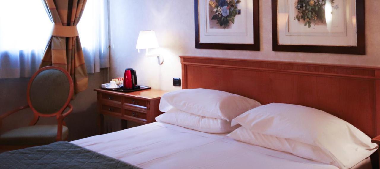 Monica Hotel Fiera Pregnana Milanese Luaran gambar