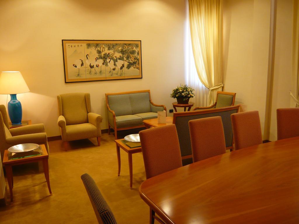 Monica Hotel Fiera Pregnana Milanese Luaran gambar